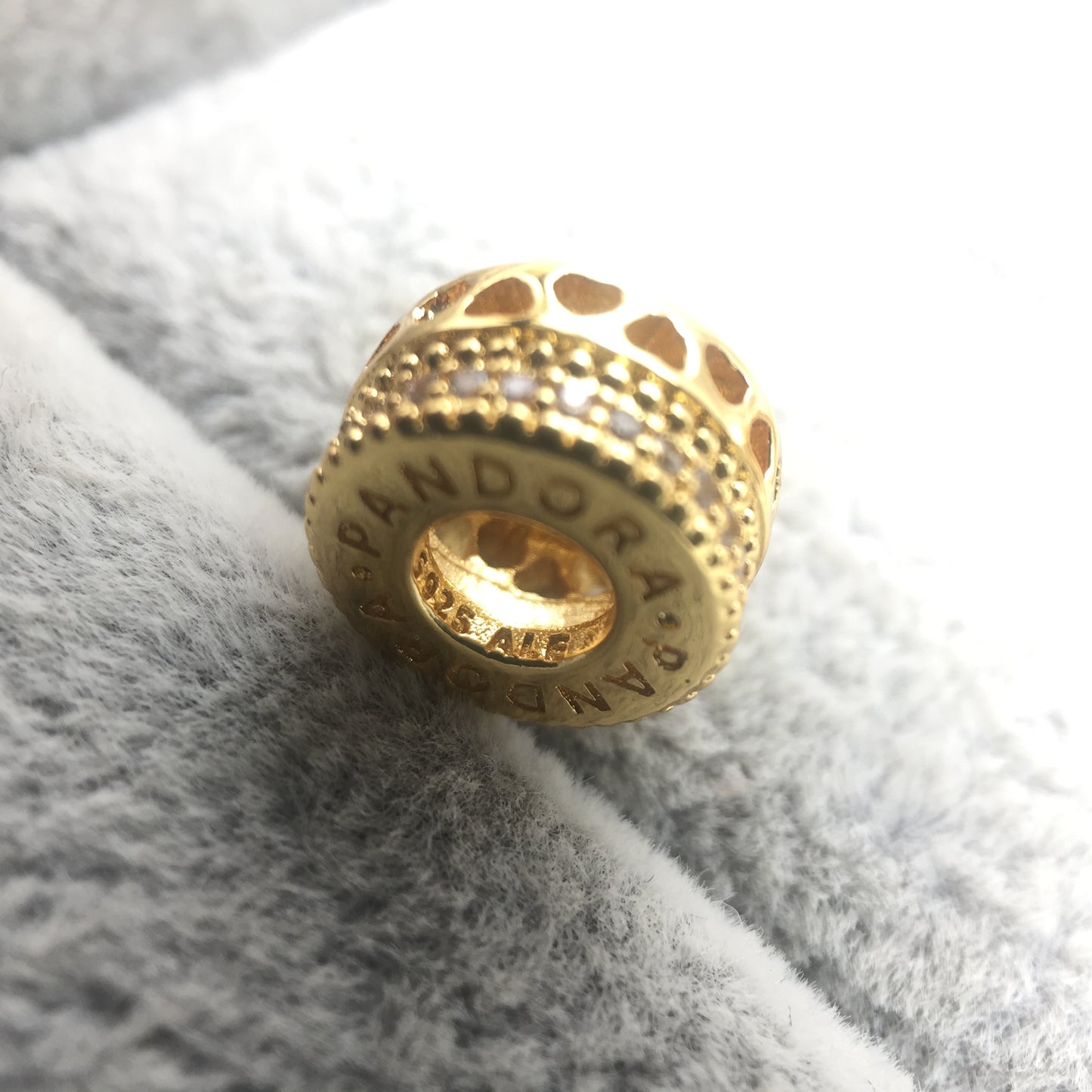 767415CZ