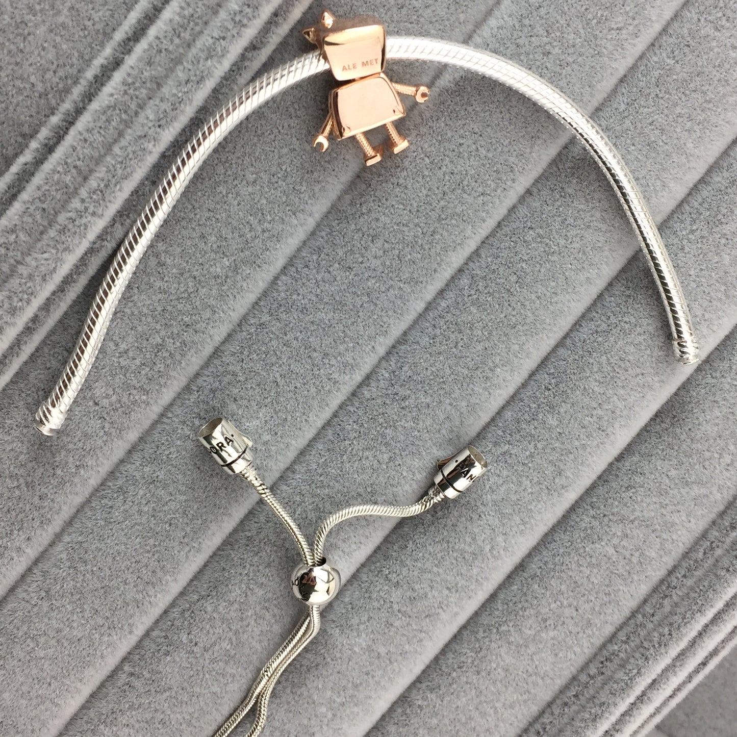 597125CZ