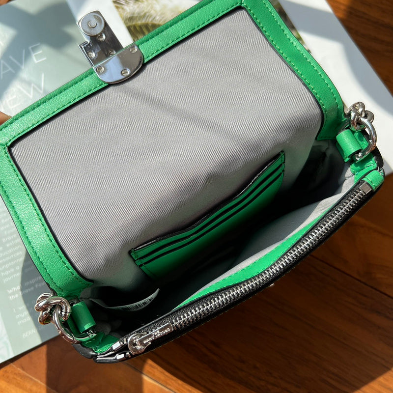MJ BAG-233