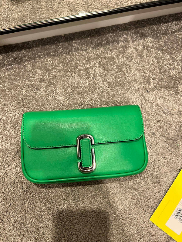 MJ BAG-231