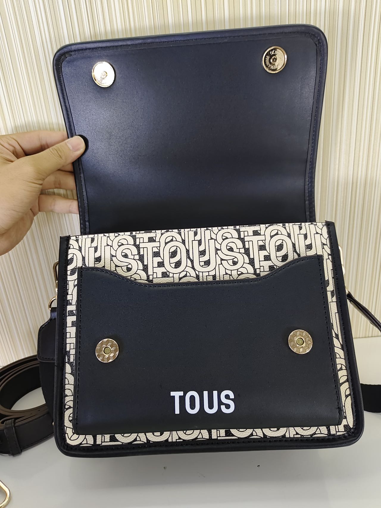 TO-BAG121
