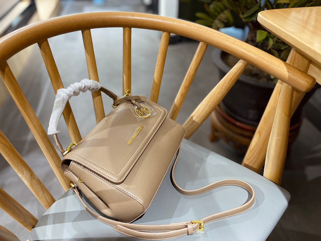 MK-BAG743