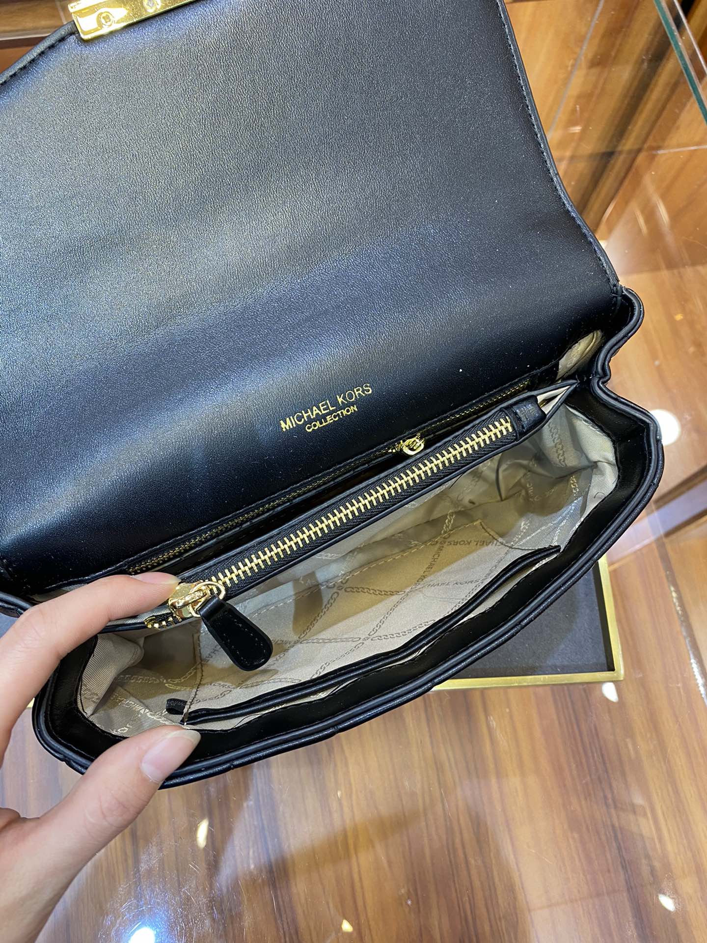 MK-BAG718