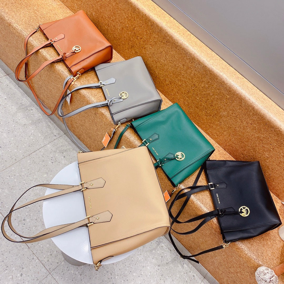 MK-BAG694