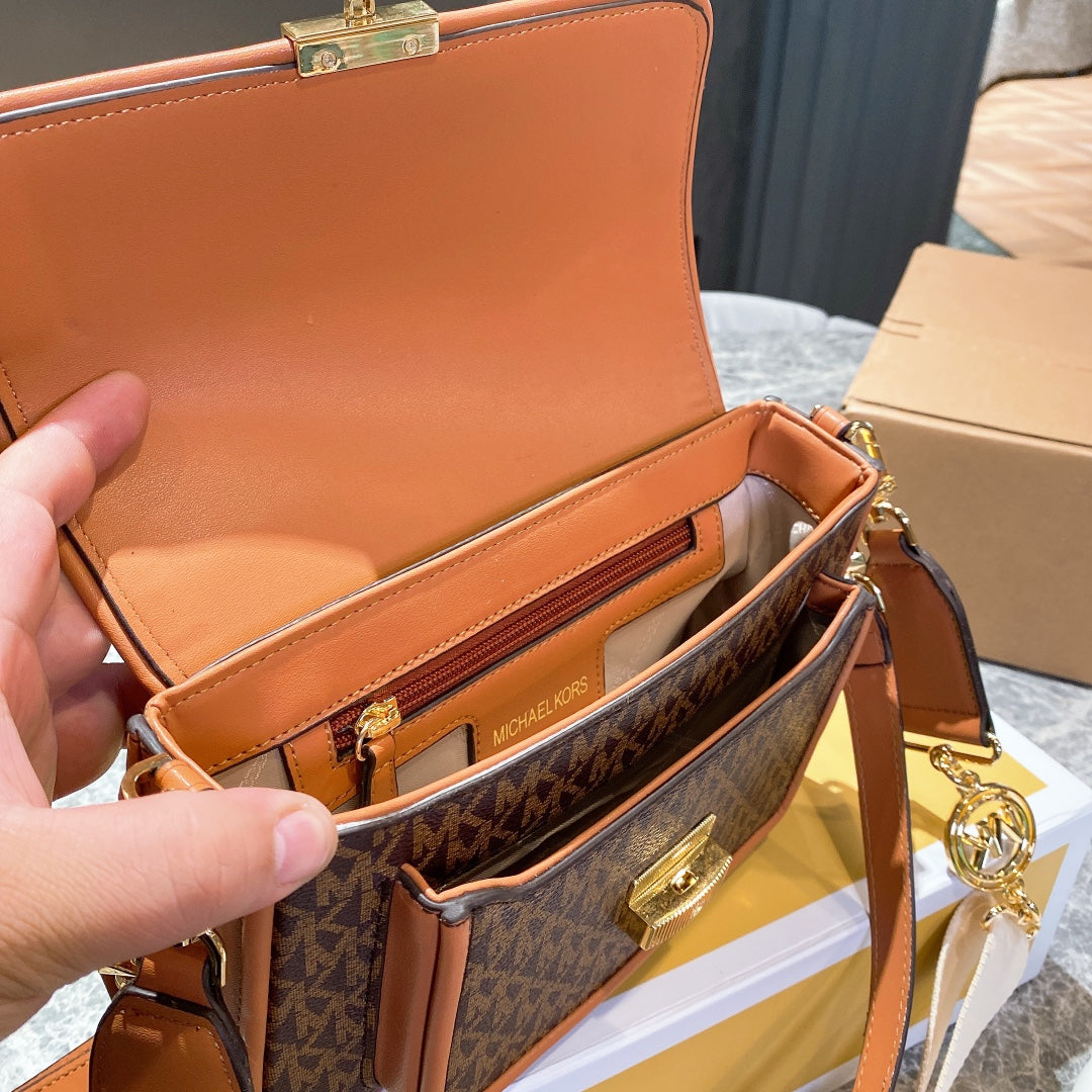 MK-BAG691