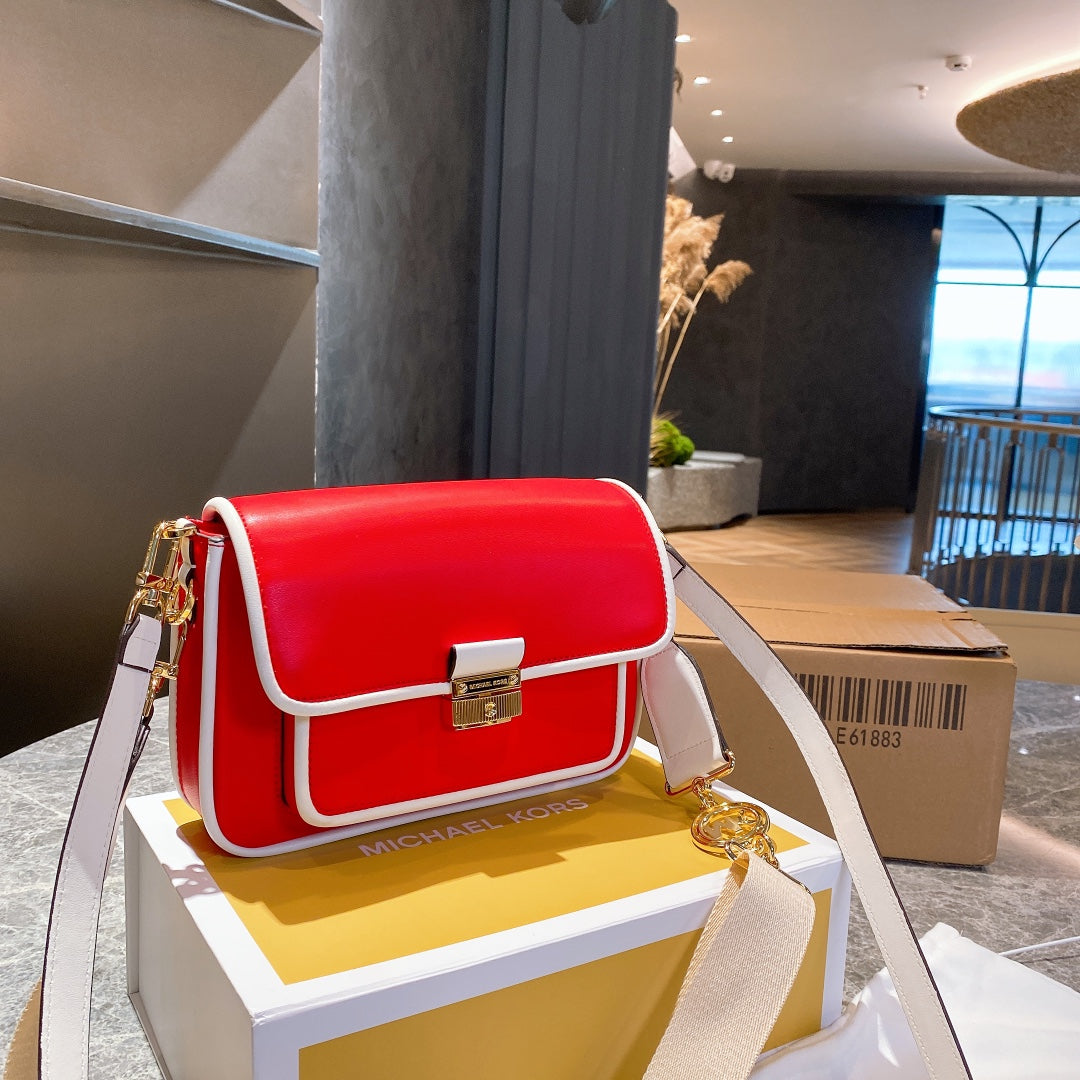MK-BAG690
