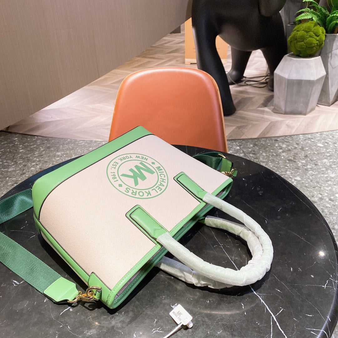 MK-BAG657