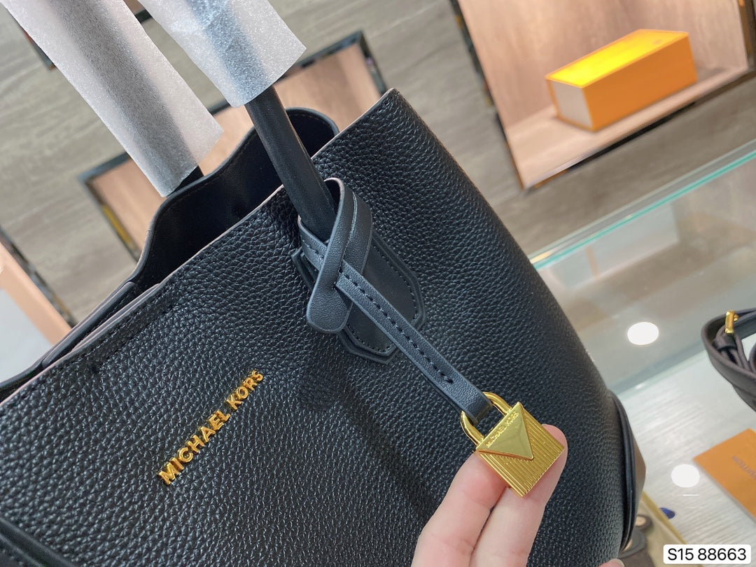 MK-BAG647