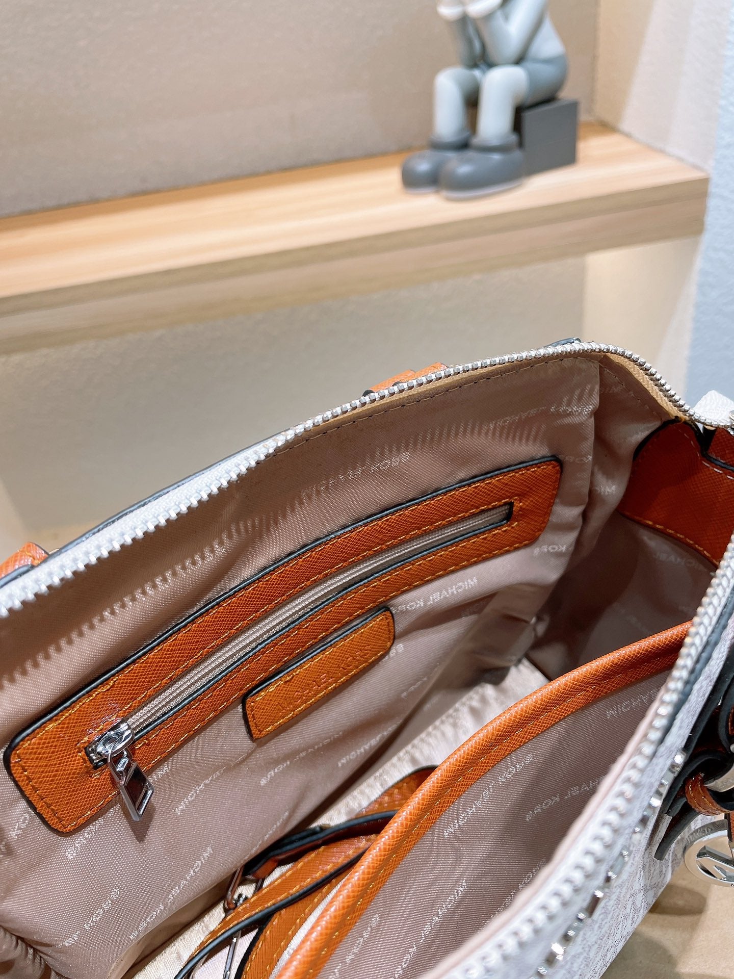 MK-BAG599