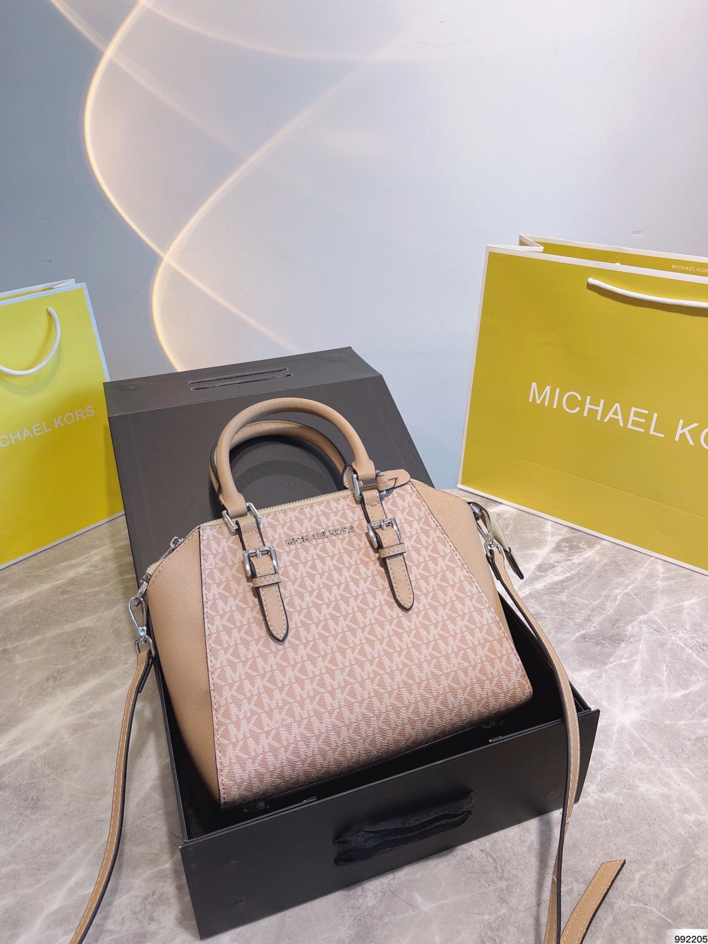 MK-BAG583
