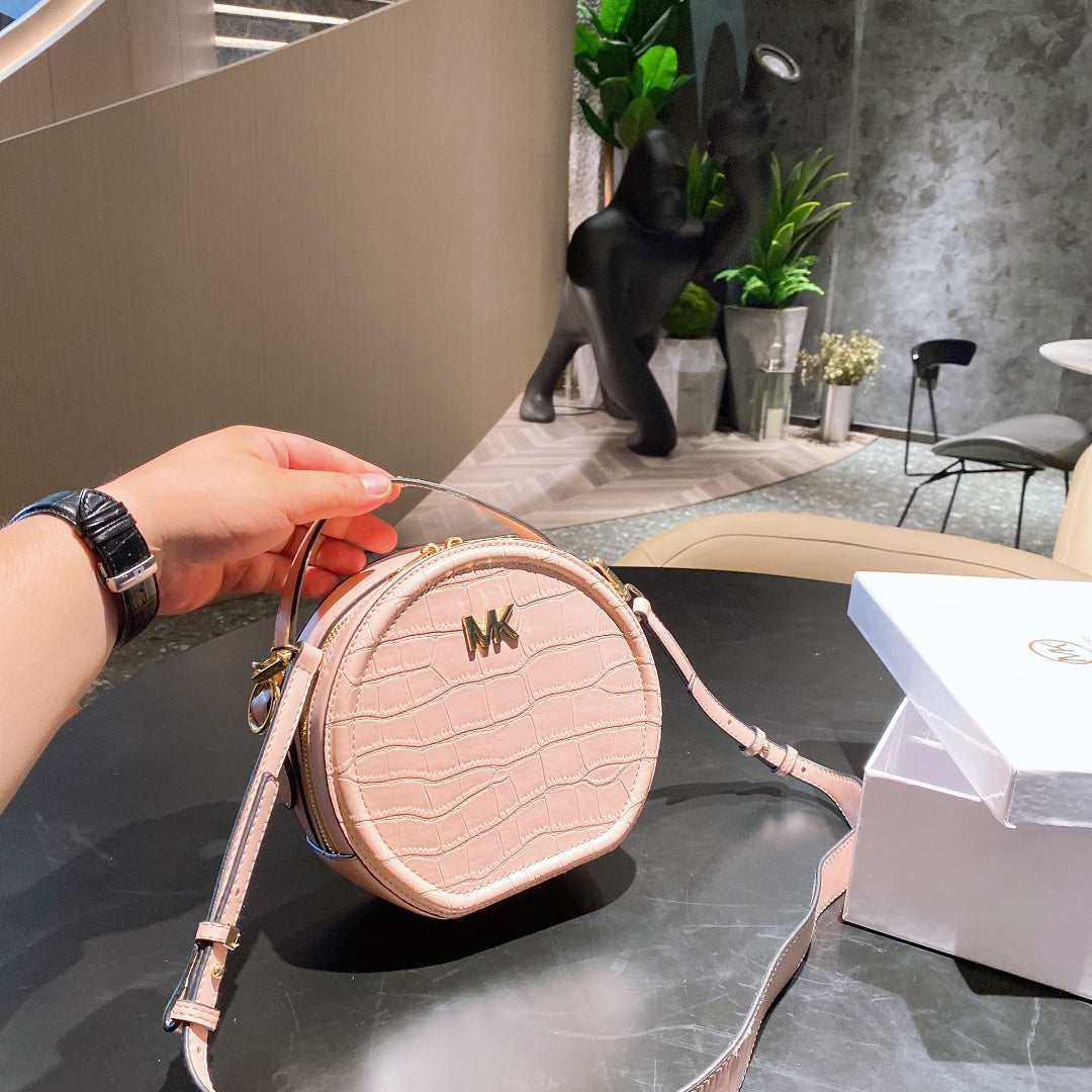 MK-BAG558
