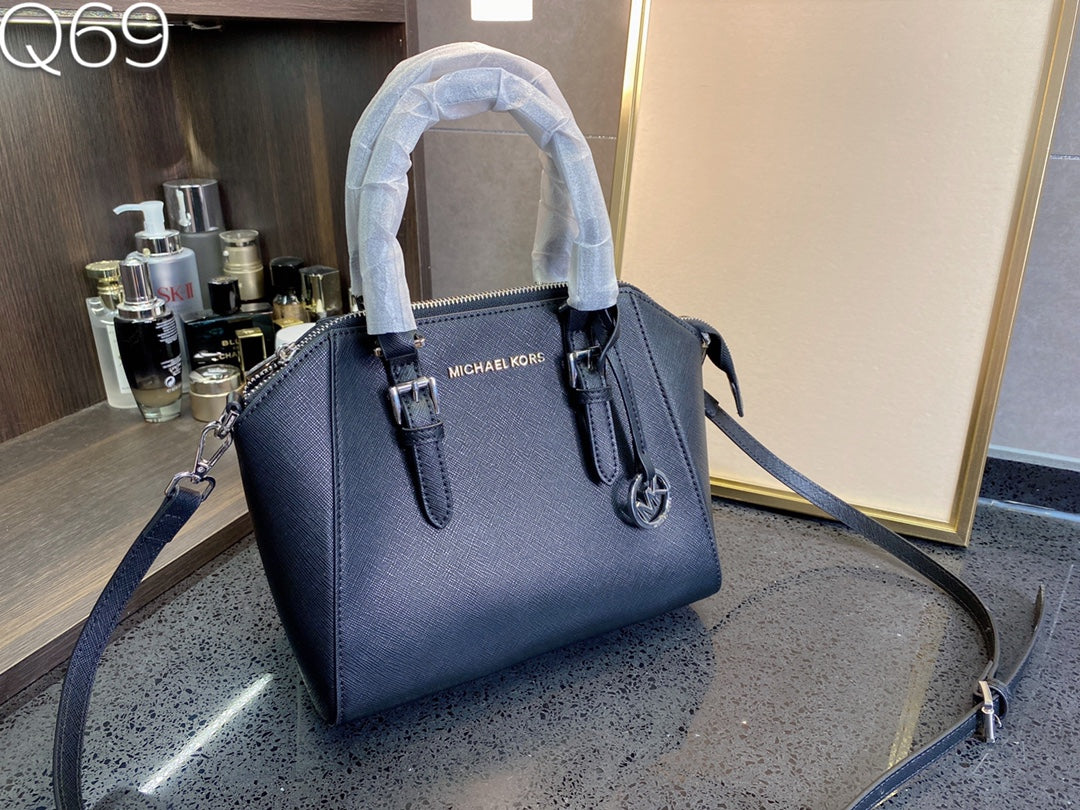 MK-BAG556