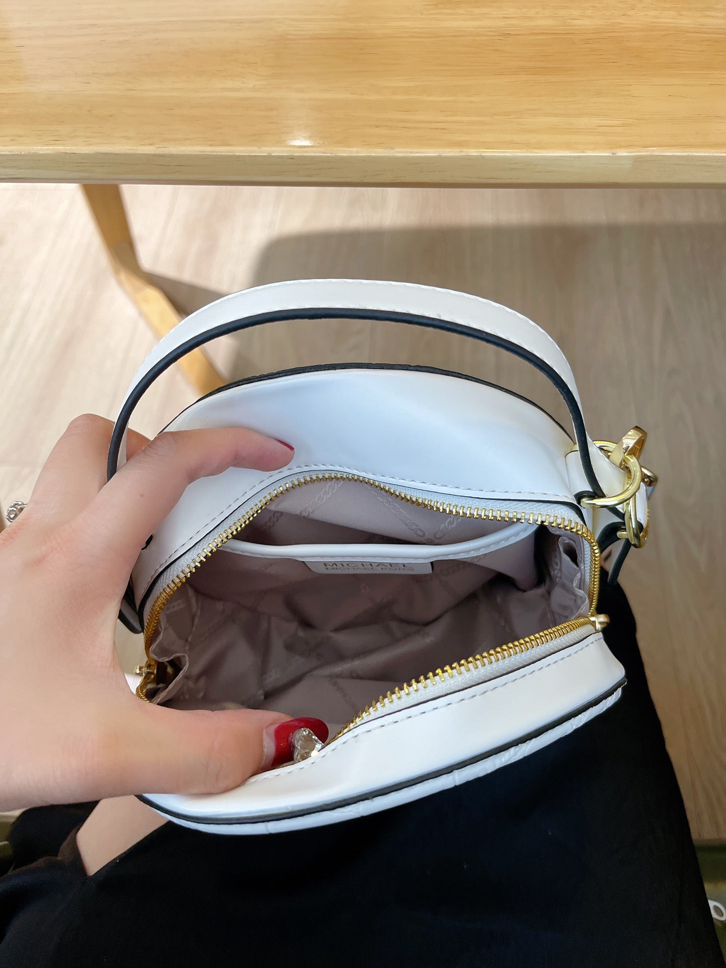 MK-BAG549