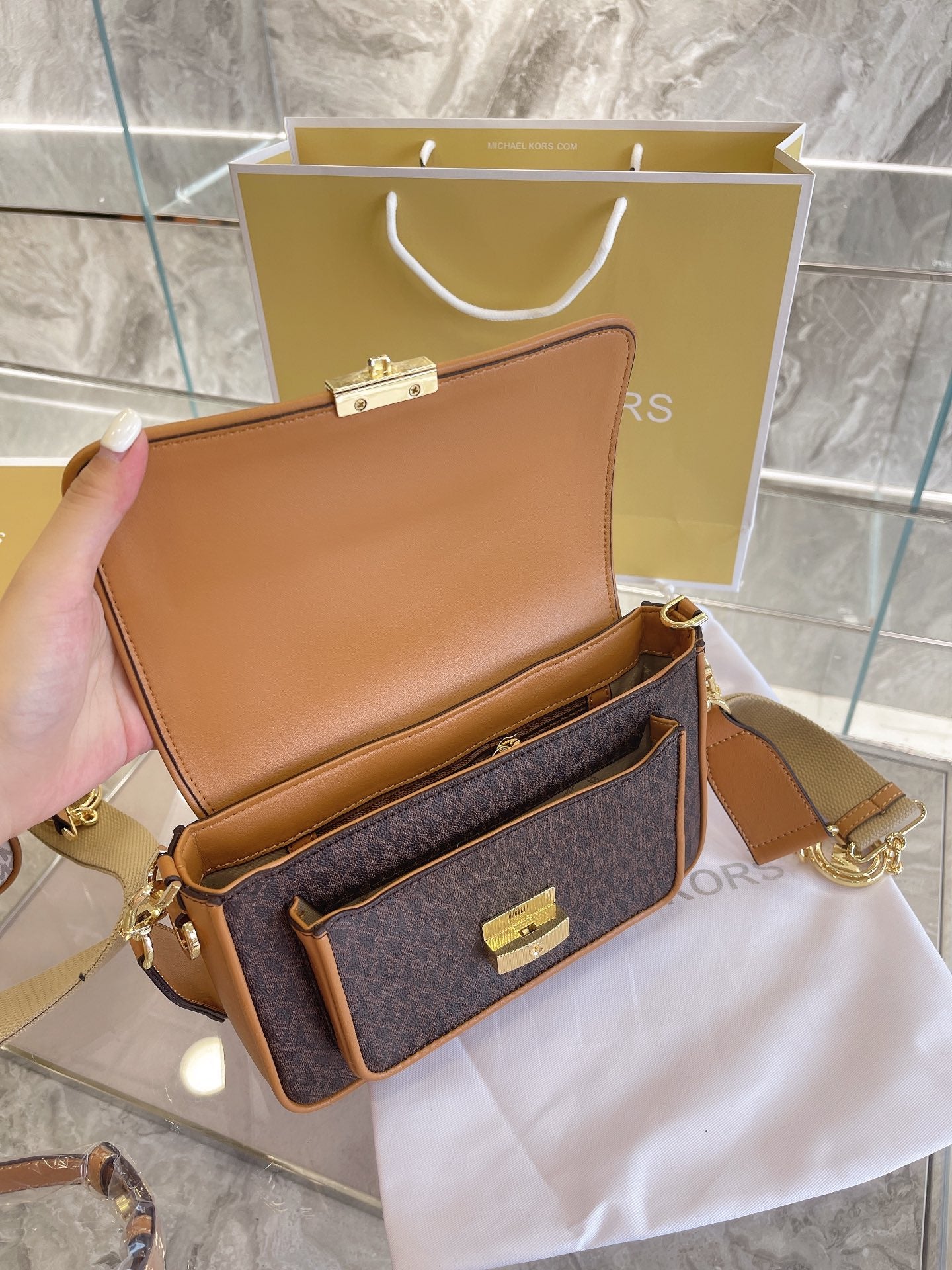 MK-BAG424