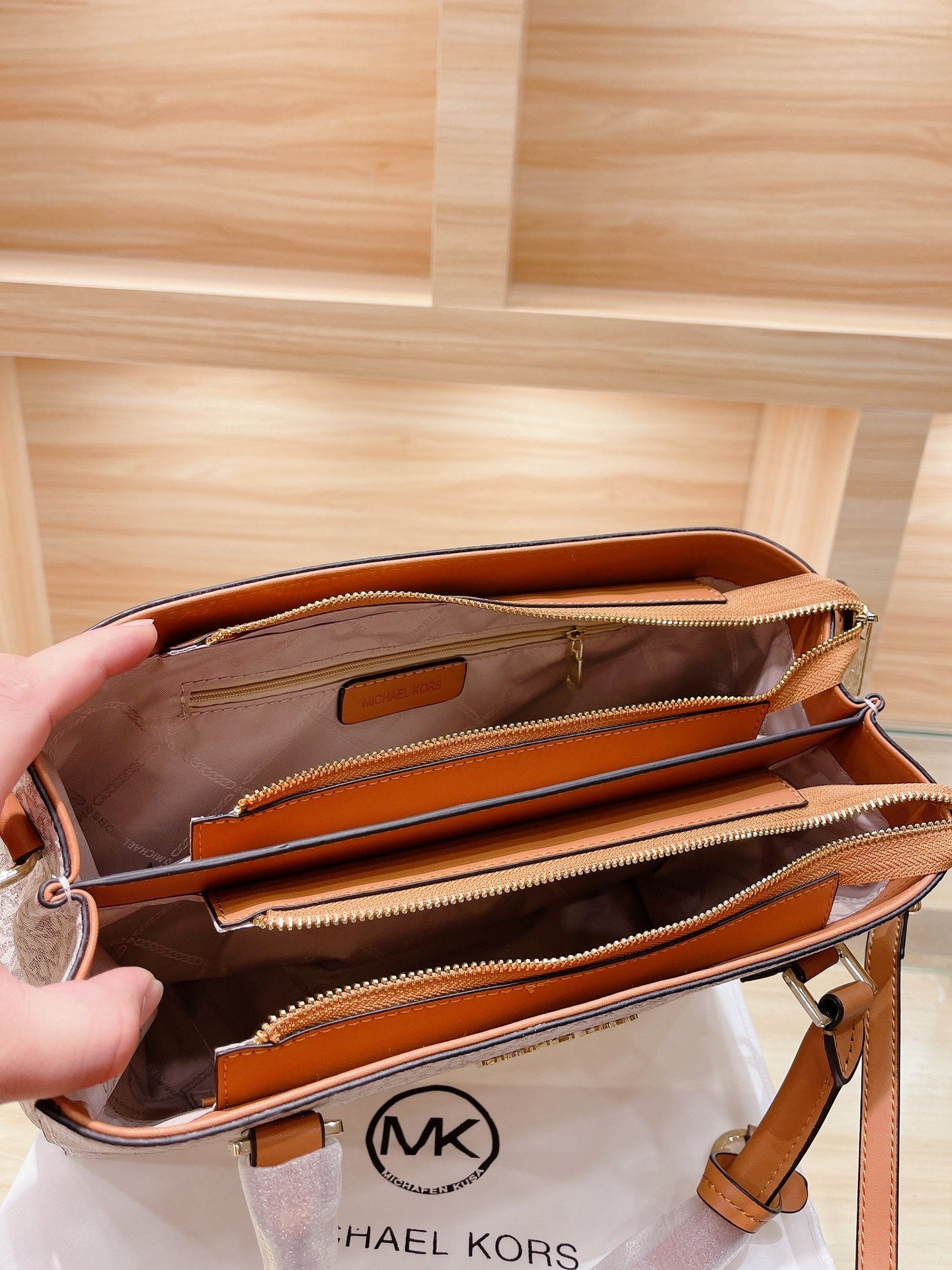MK-BAG360