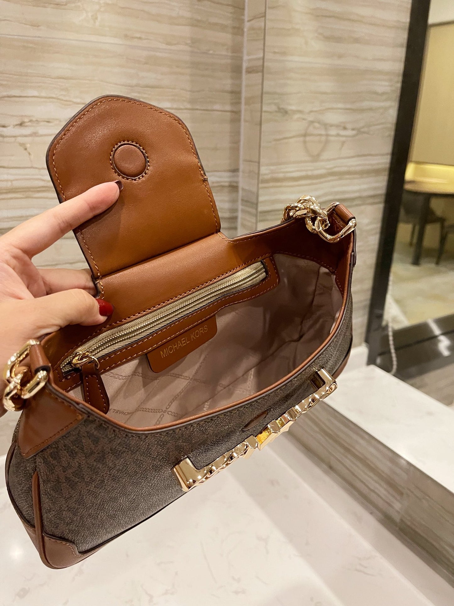 MK-BAG327