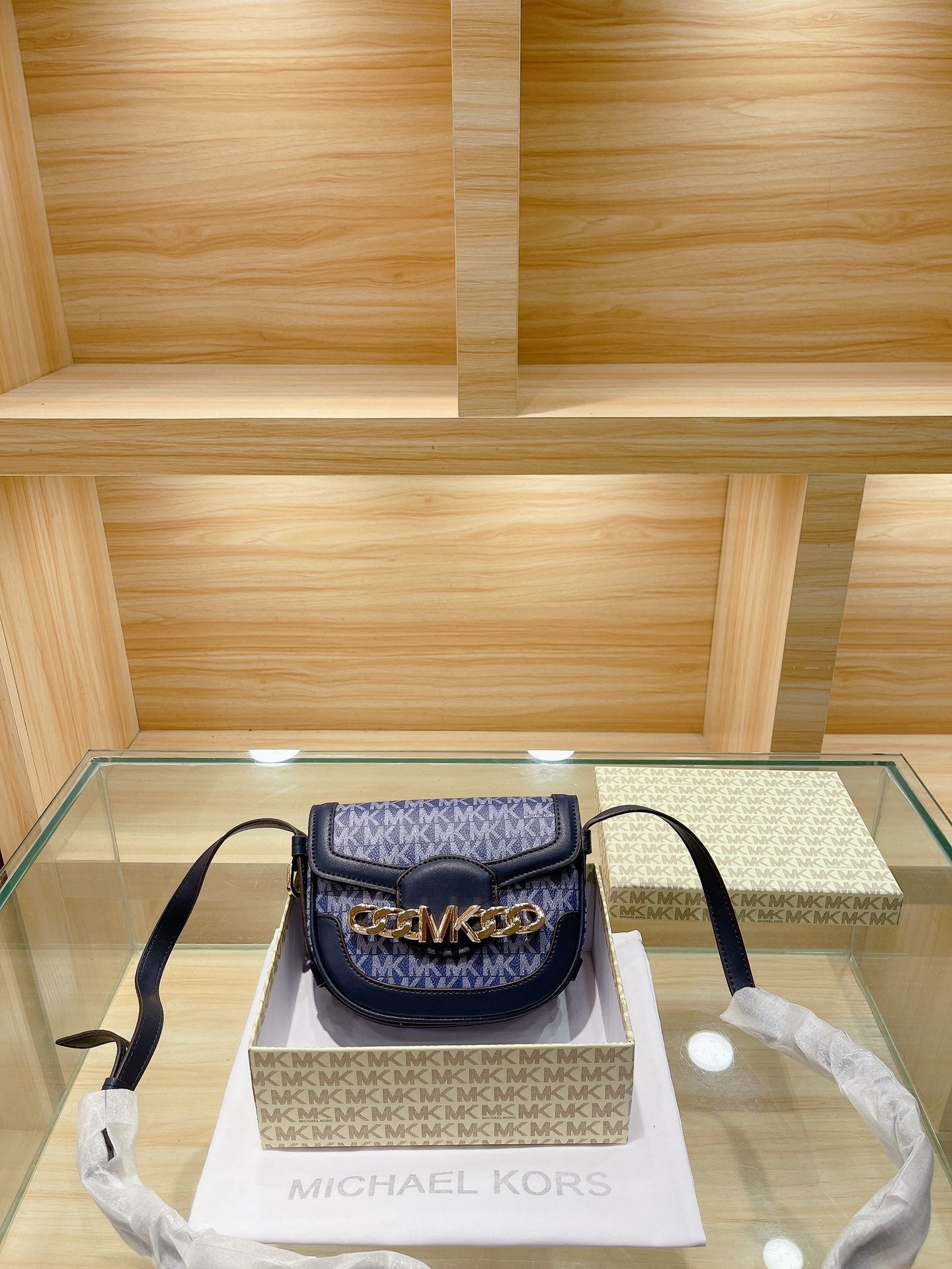 MK-BAG323