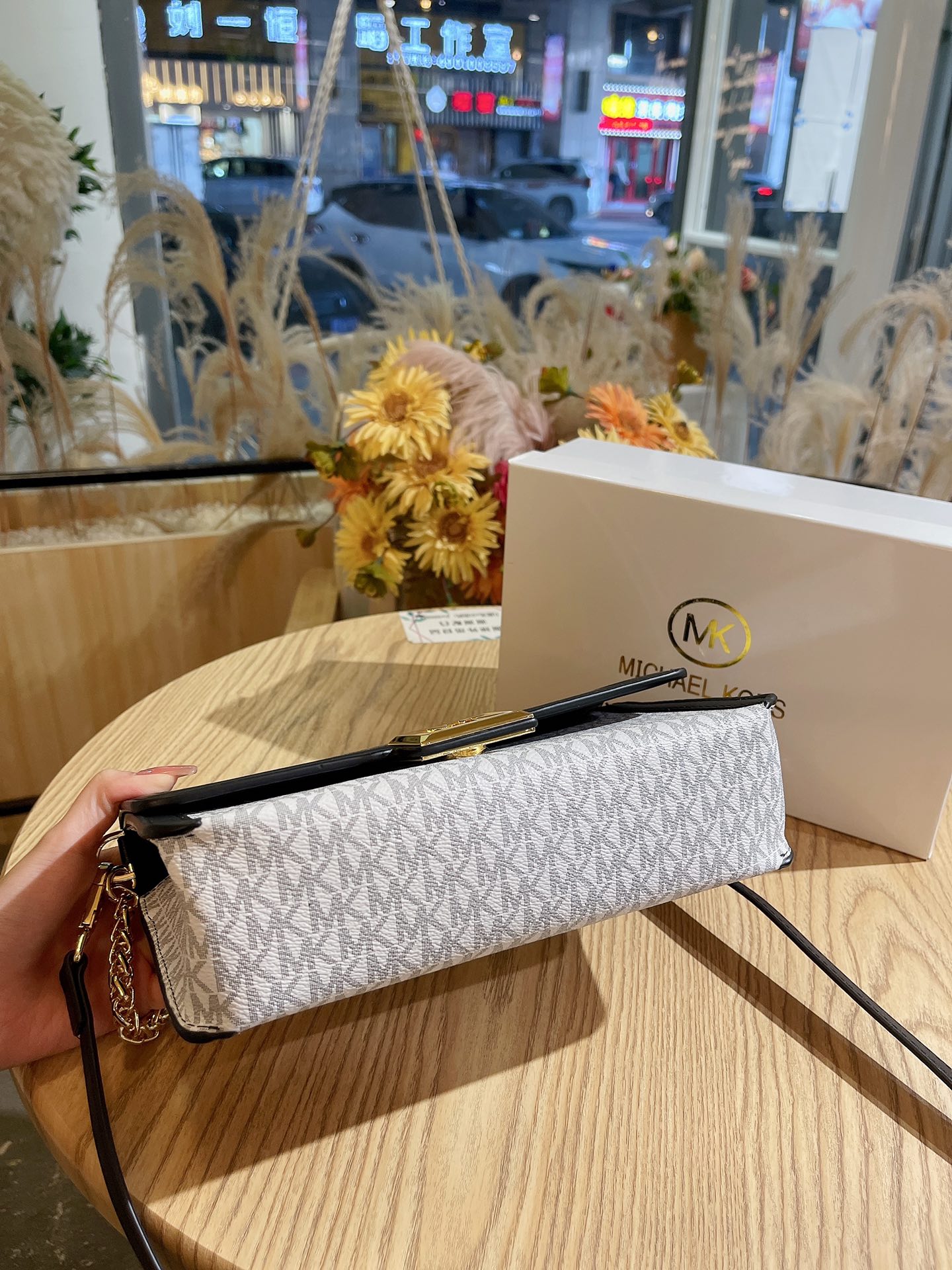 MK-BAG272