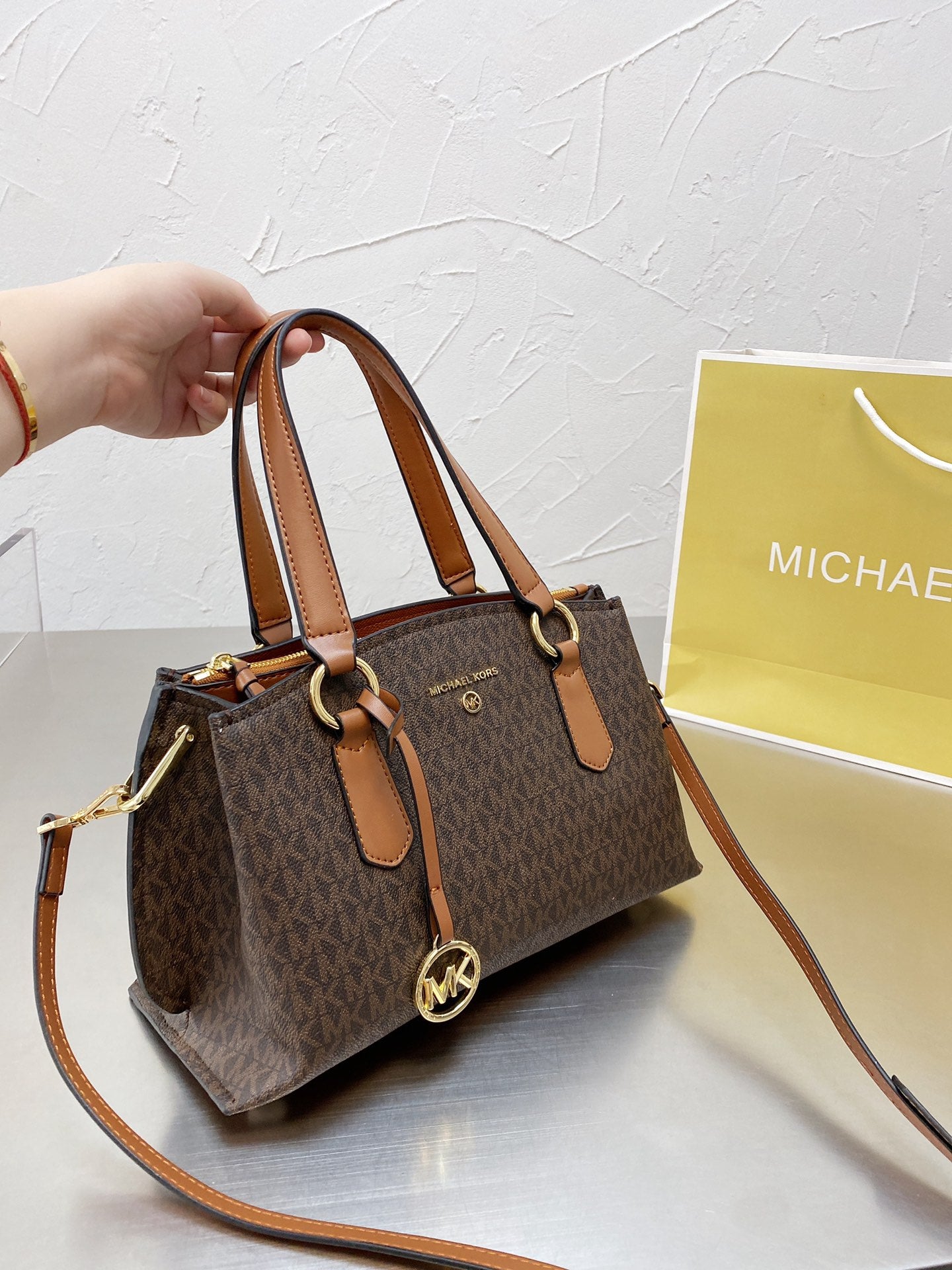 MK-BAG245