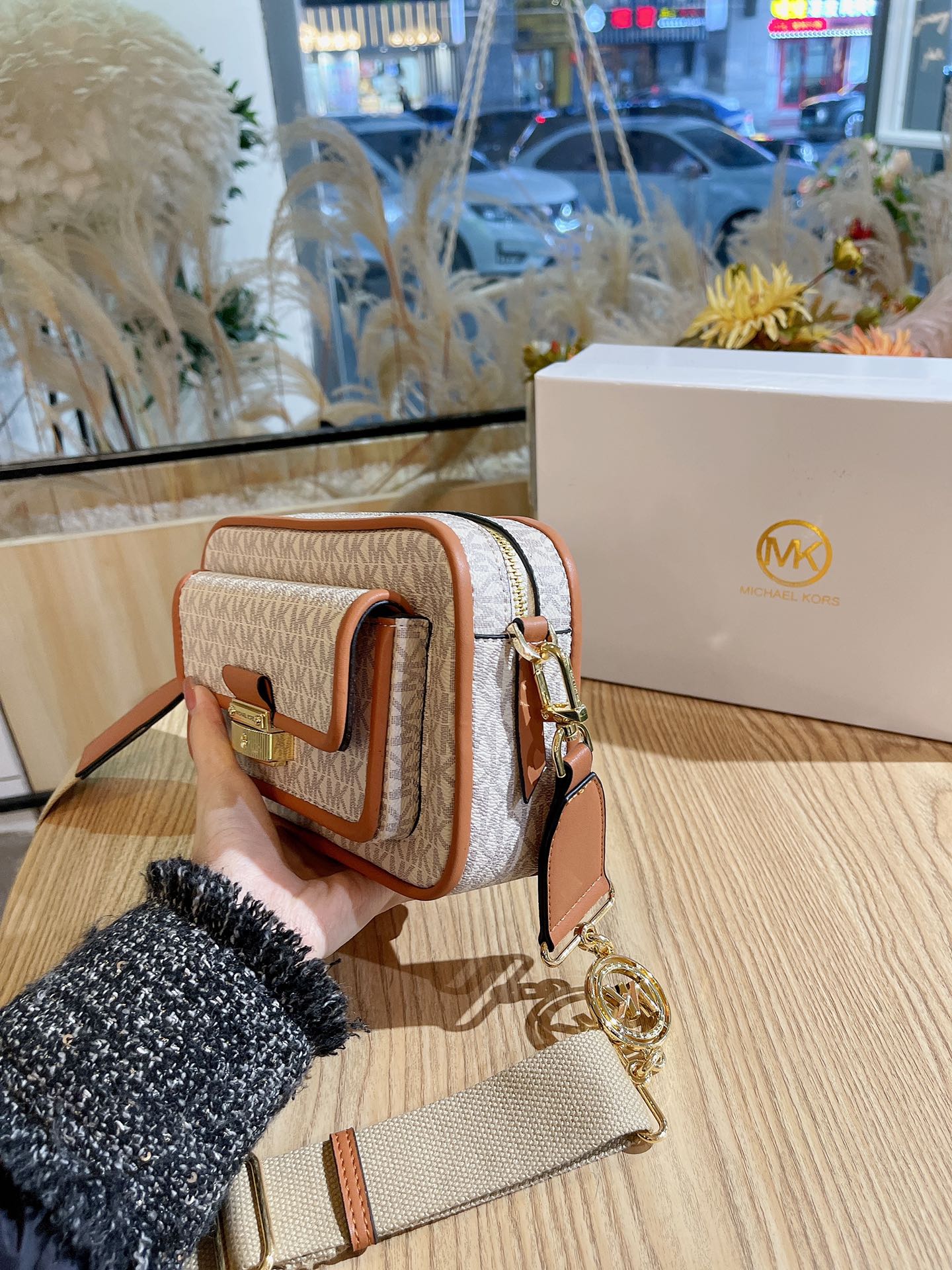 MK-BAG219
