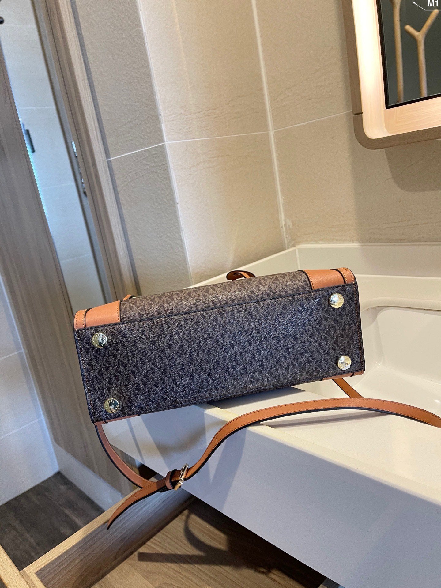 MK-BAG189