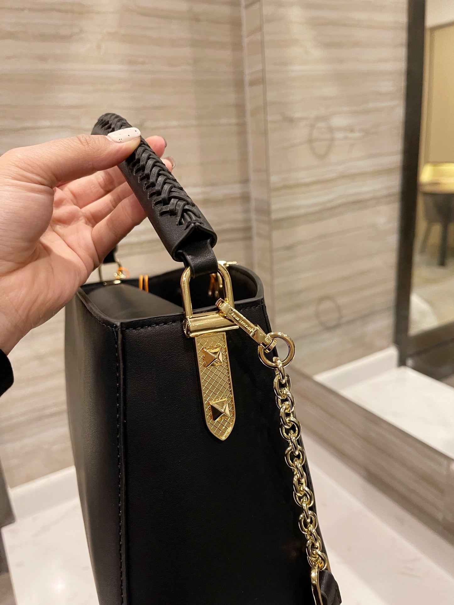 MK-BAG162