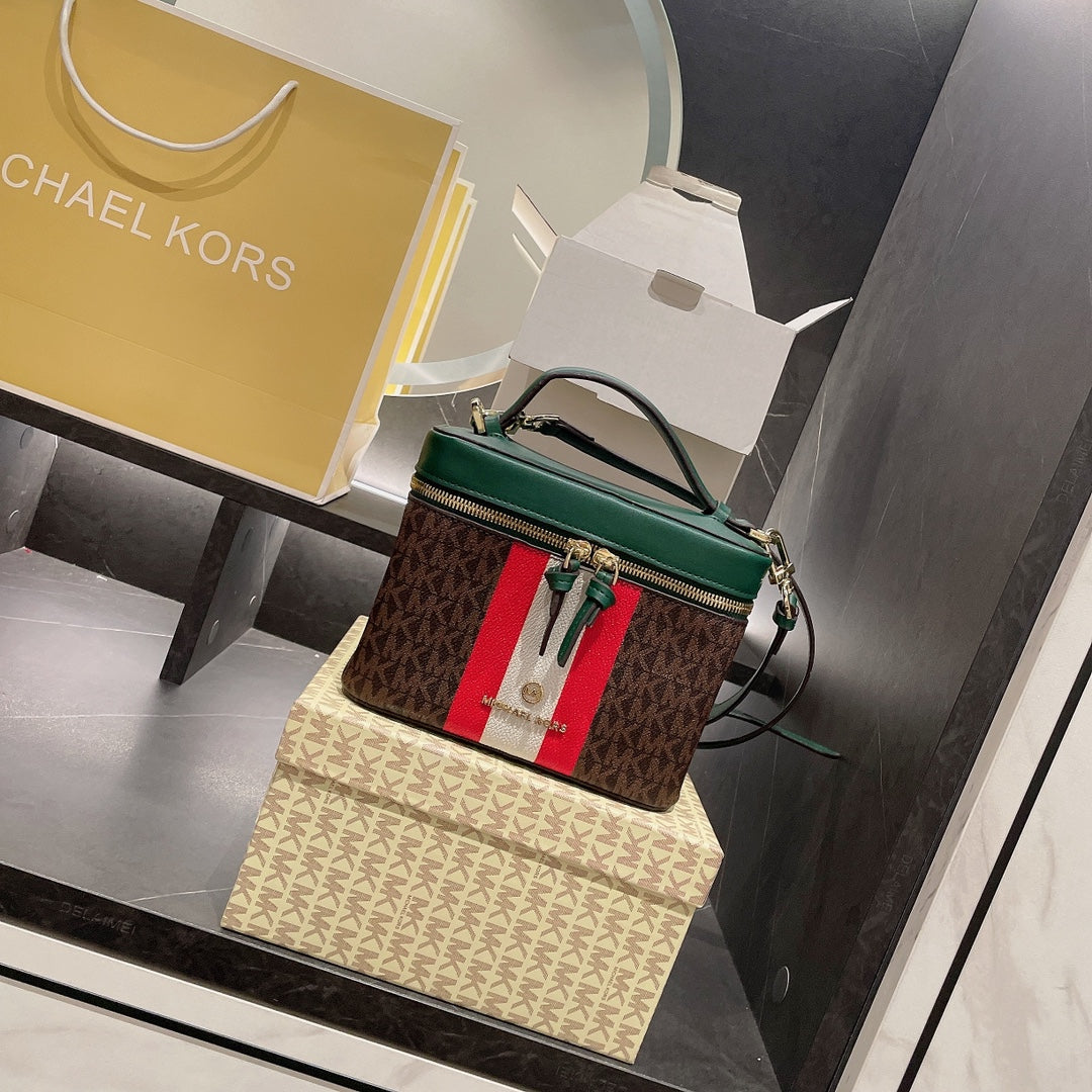 MK-BAG122