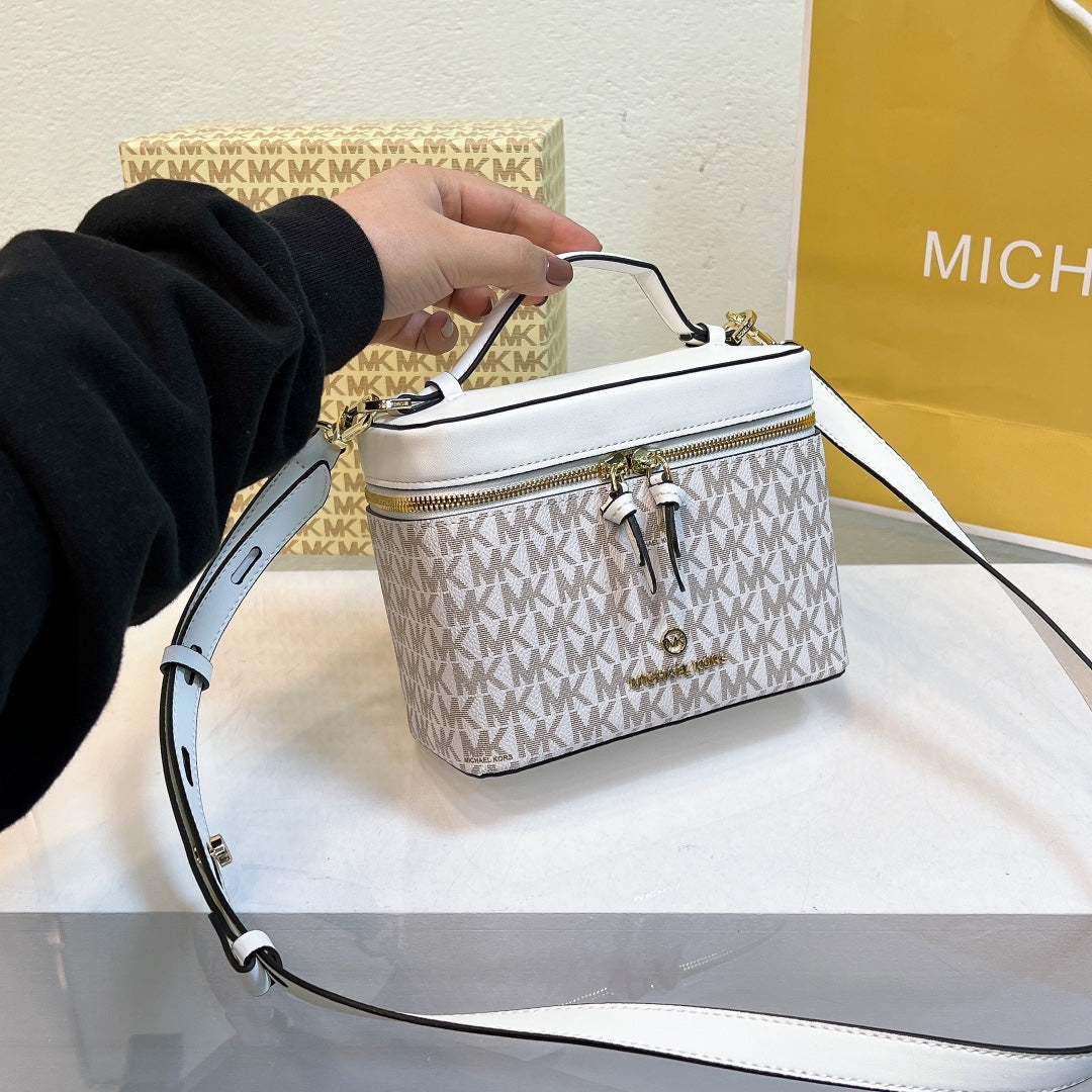 MK-BAG098