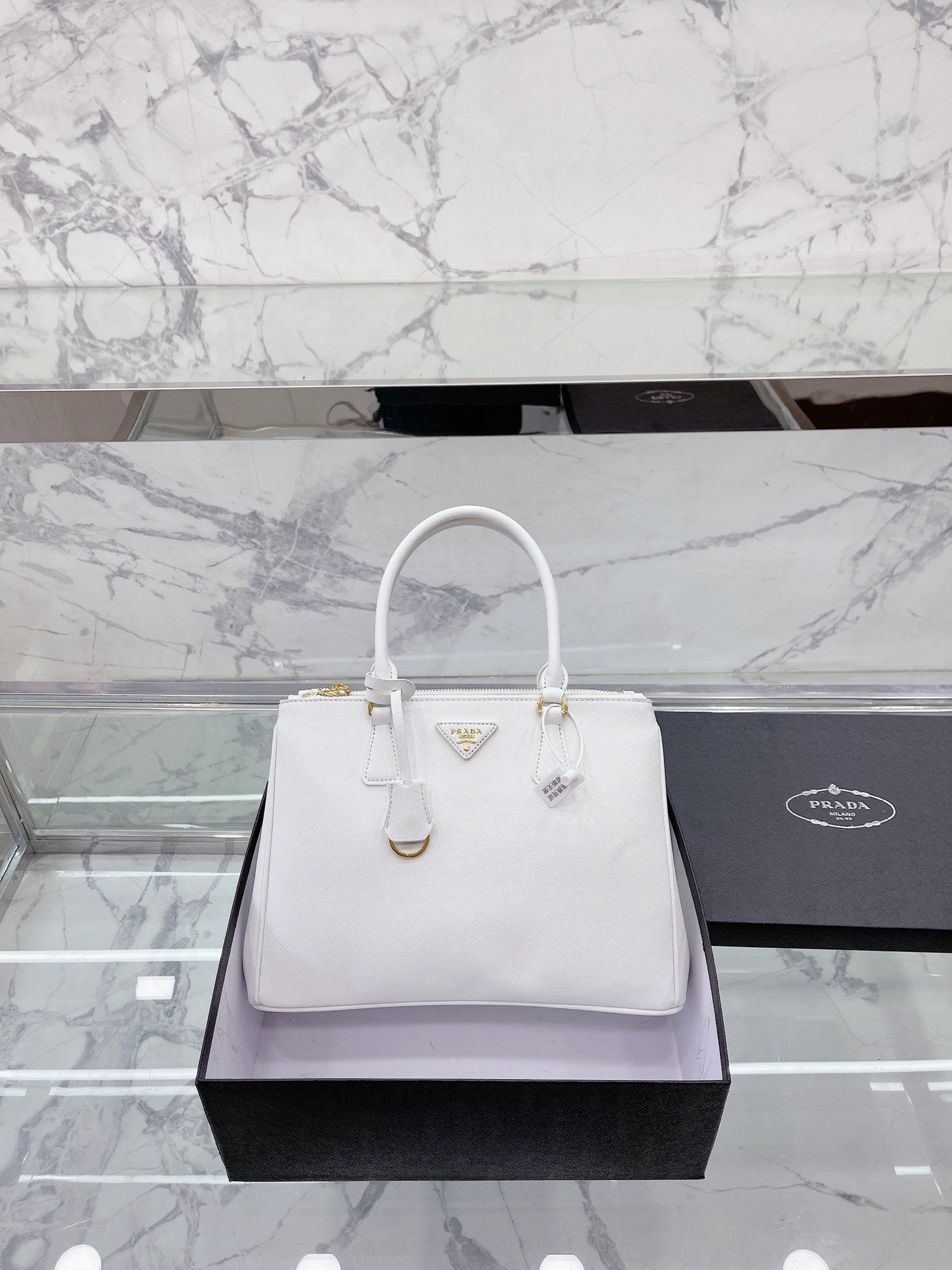 MK-BAG037