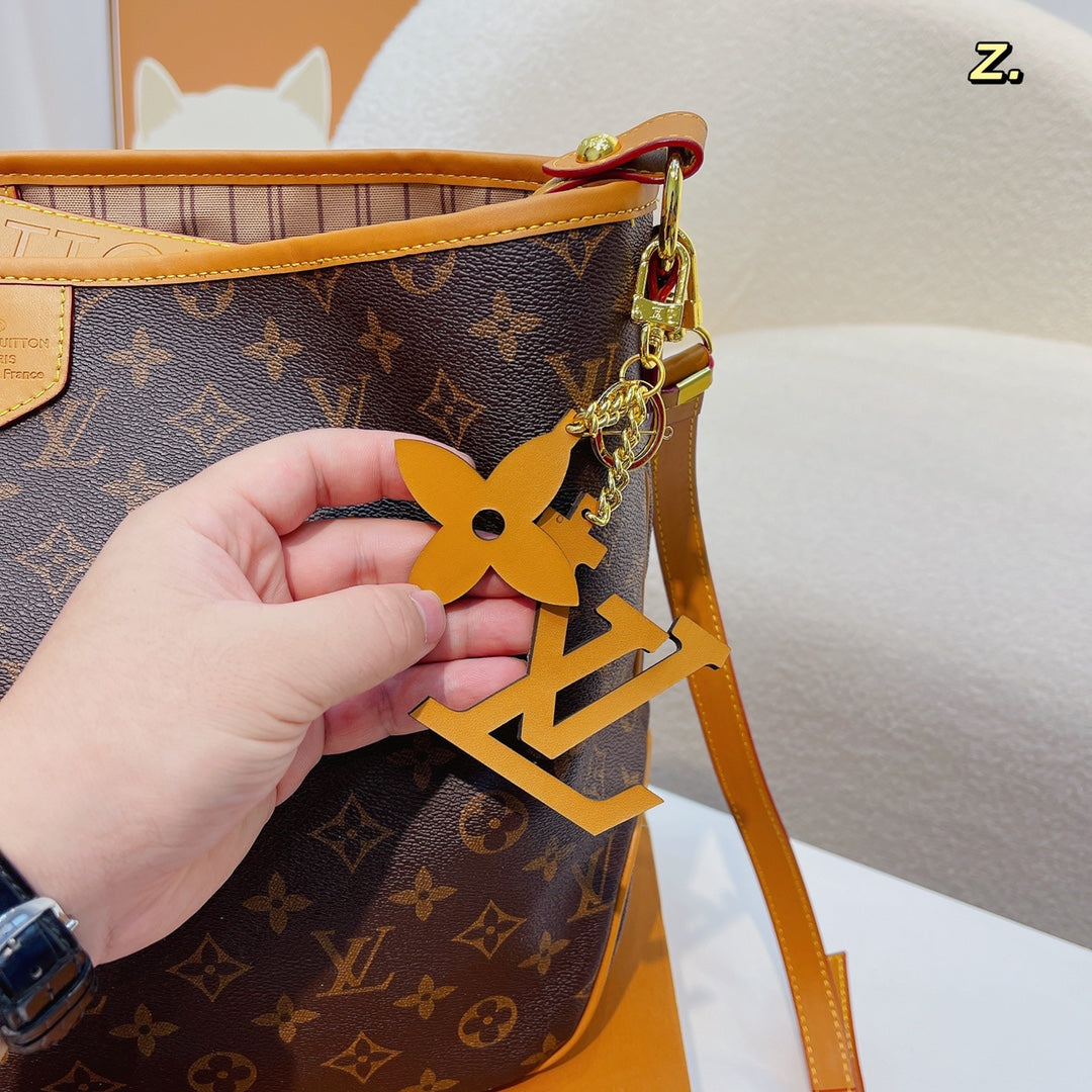 LV-BAG587