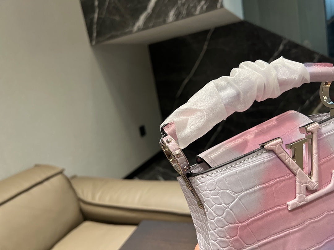 LV-BAG596