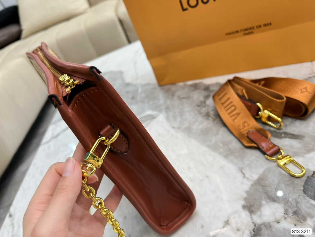 LV-BAG719
