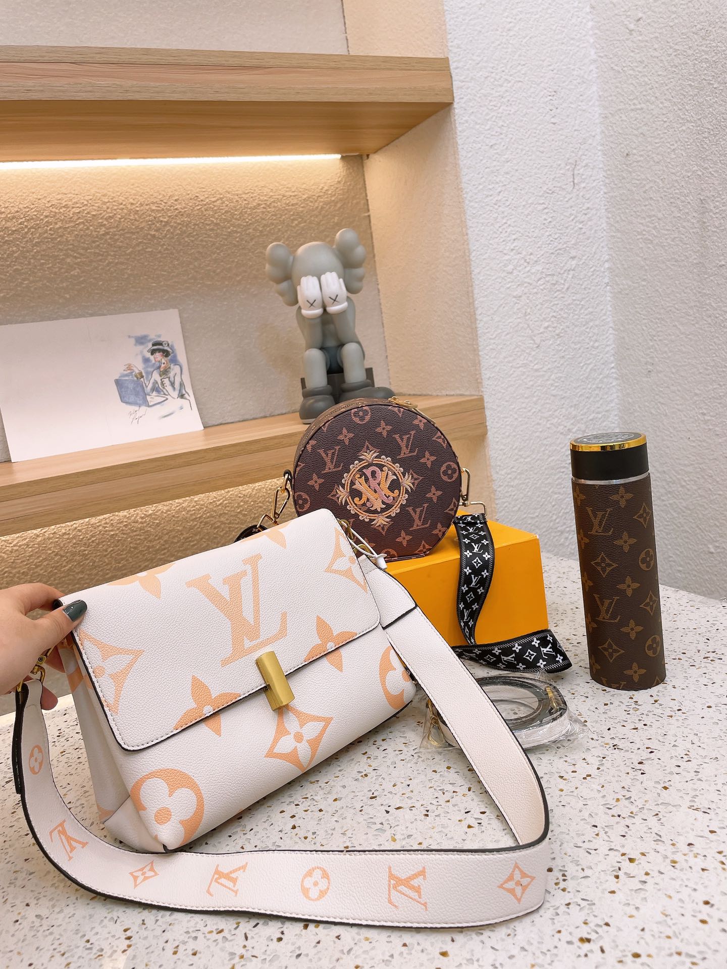 LV-BAG706