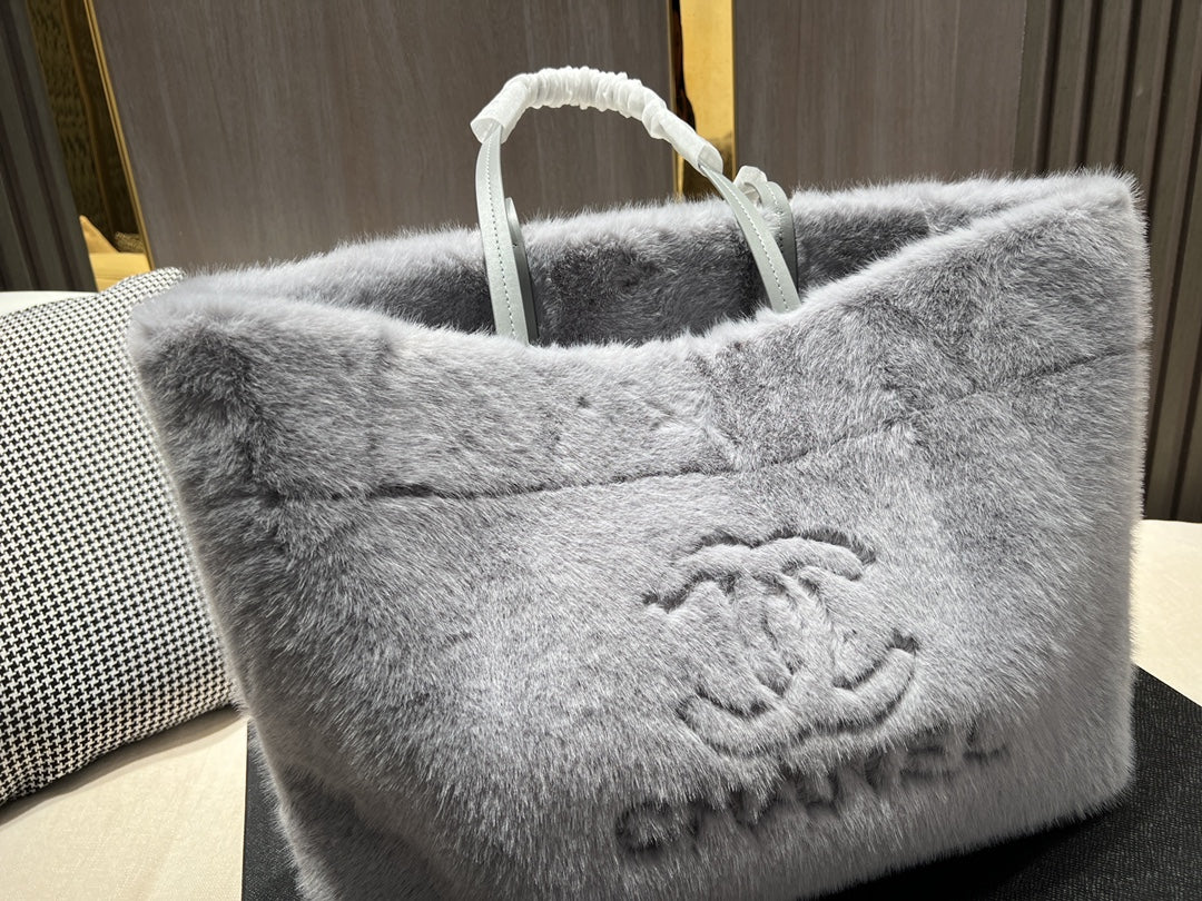 XNE-BAG715
