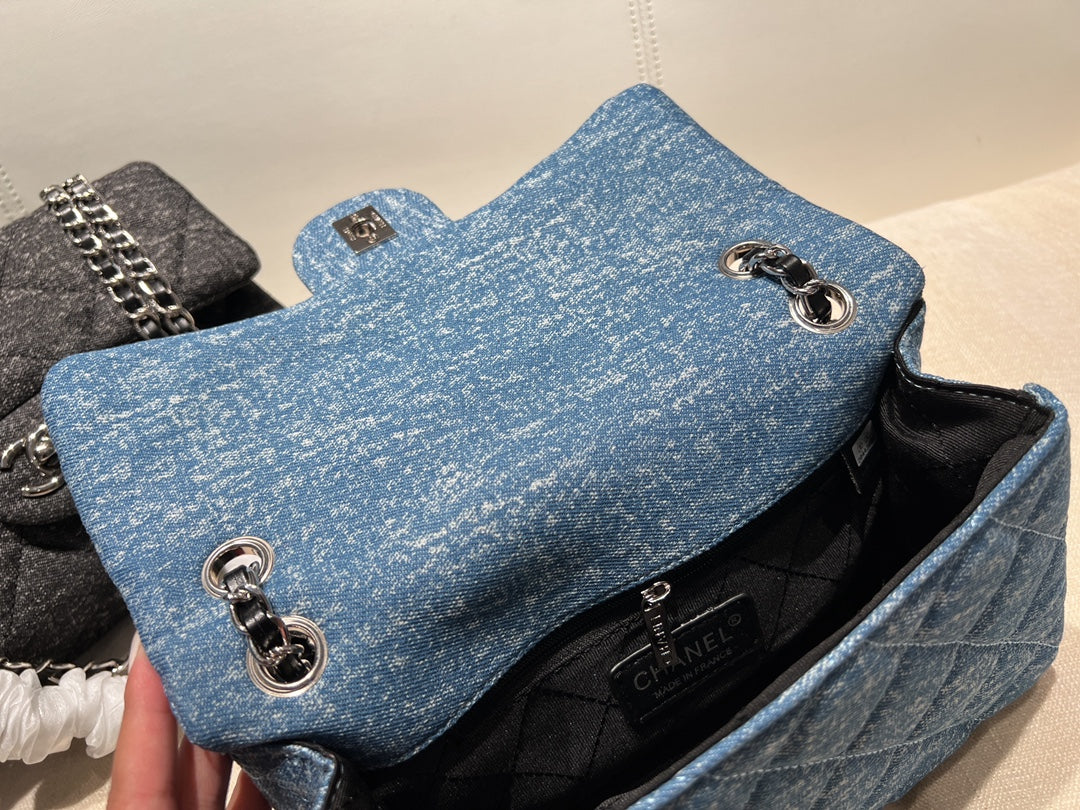 XNE-BAG701