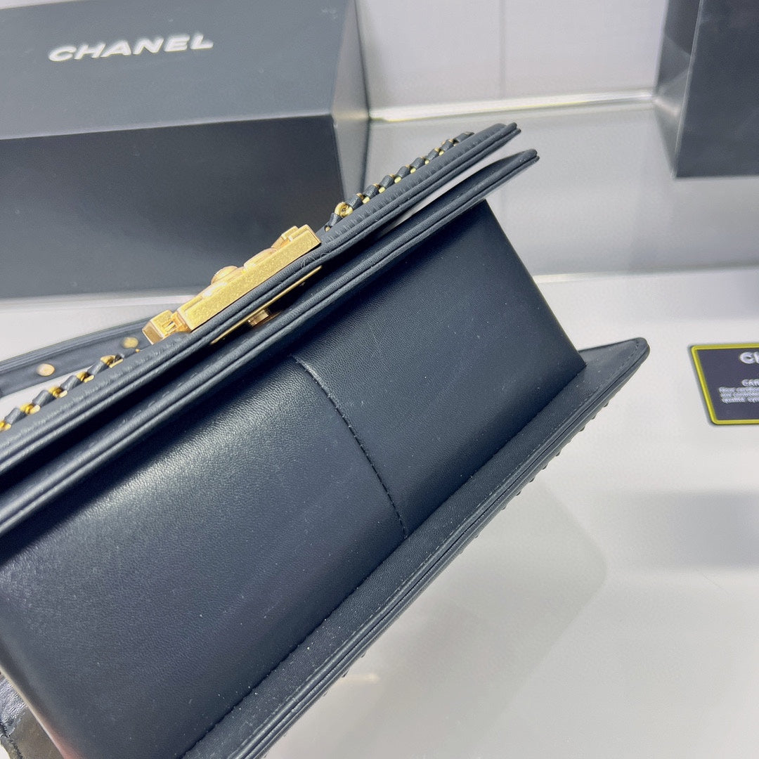 XNE-BAG690