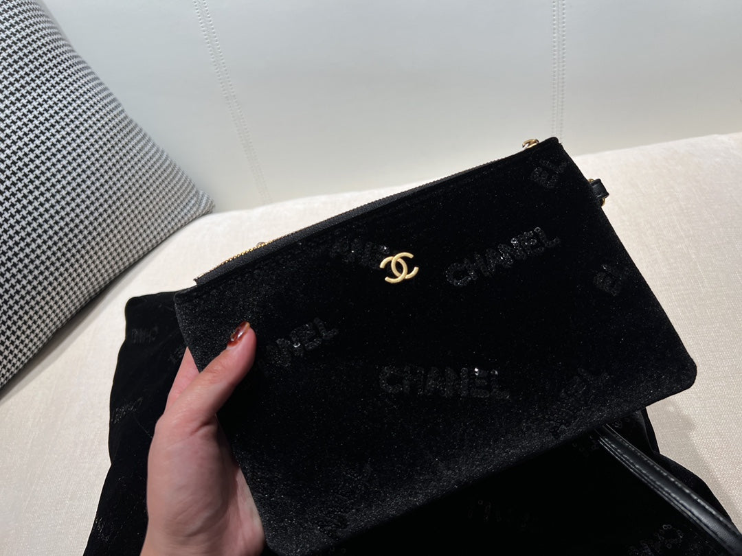 XNE-BAG676