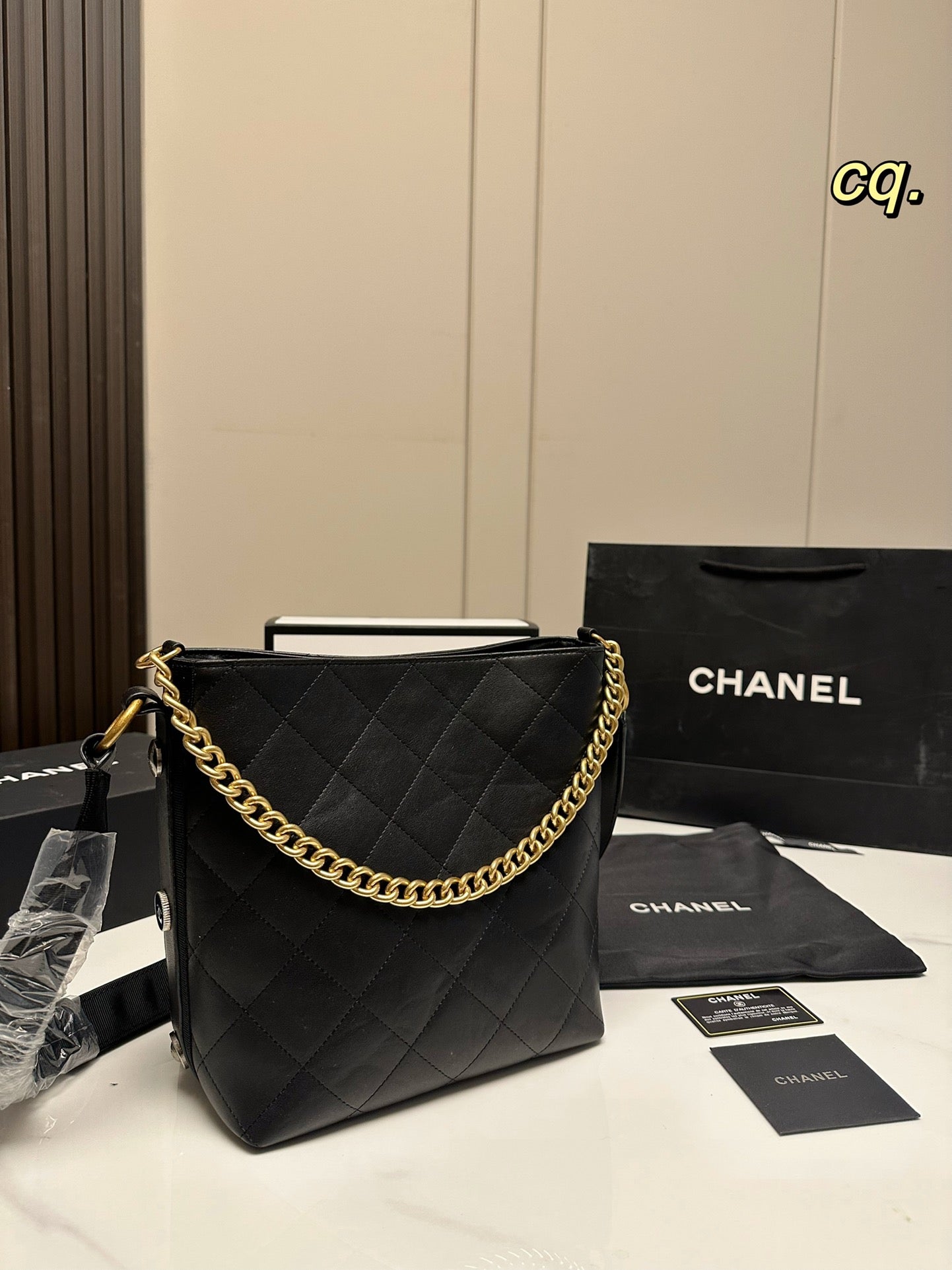 XNE-BAG327