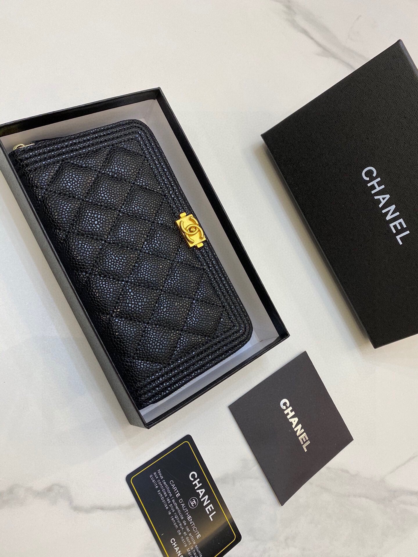 XNE-BAG193