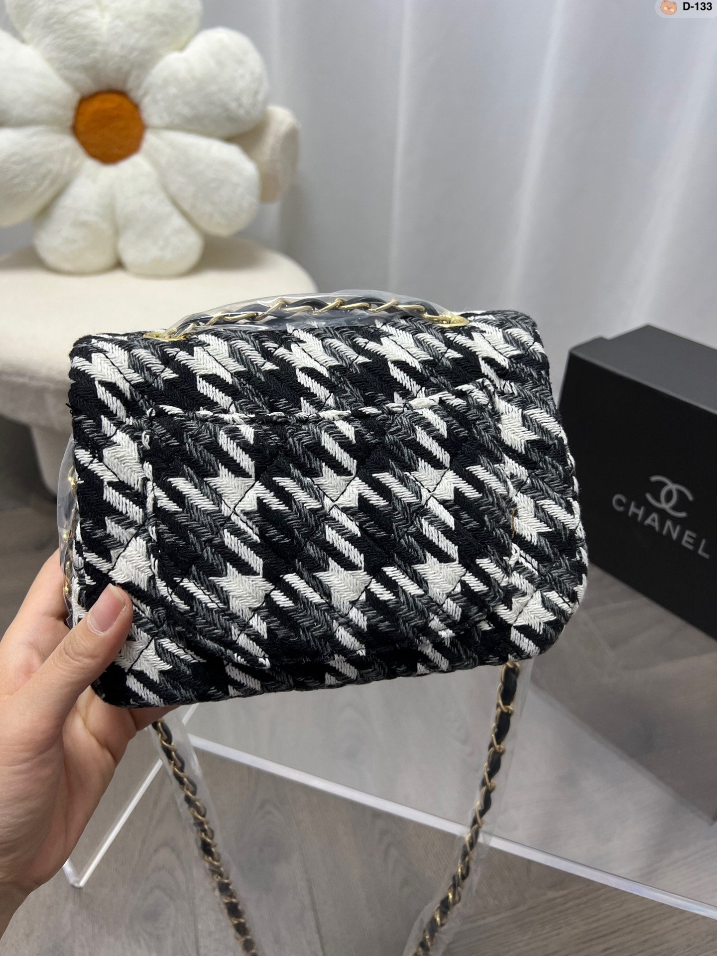 XNE-BAG271