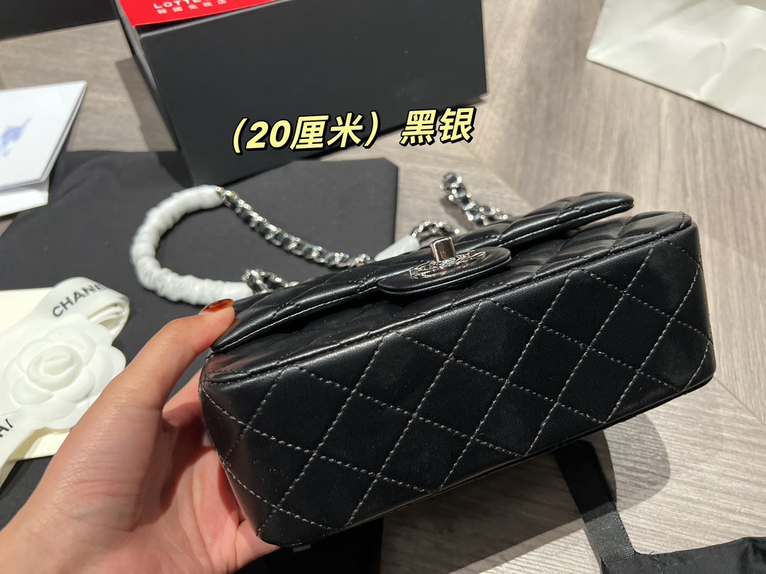 XNE-BAG779
