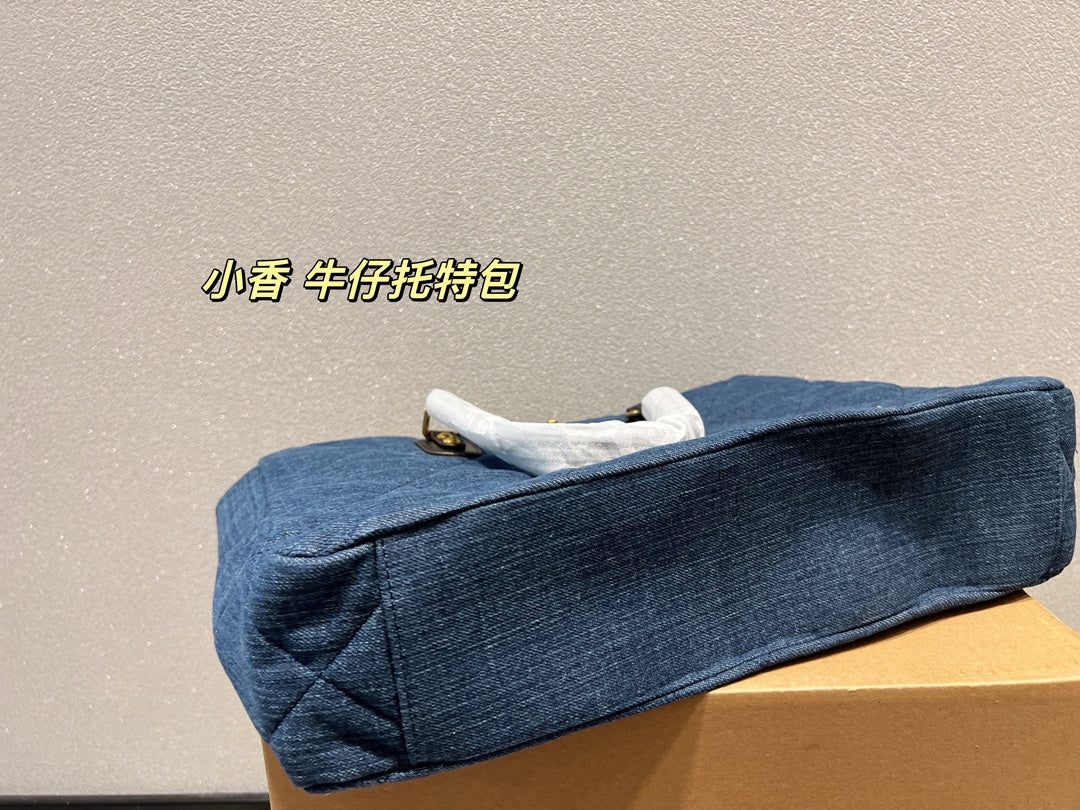 XNE-BAG773