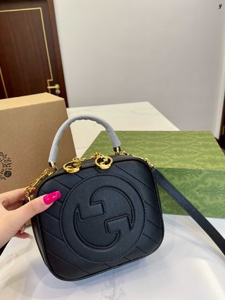 GUCCI BAG 406-1
