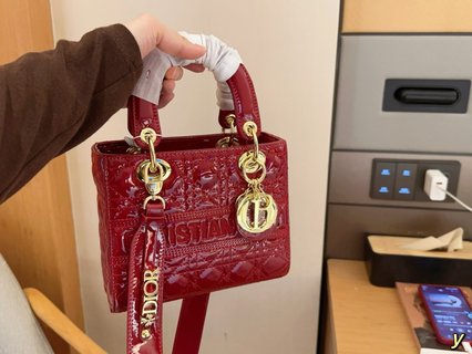 DIOR-760