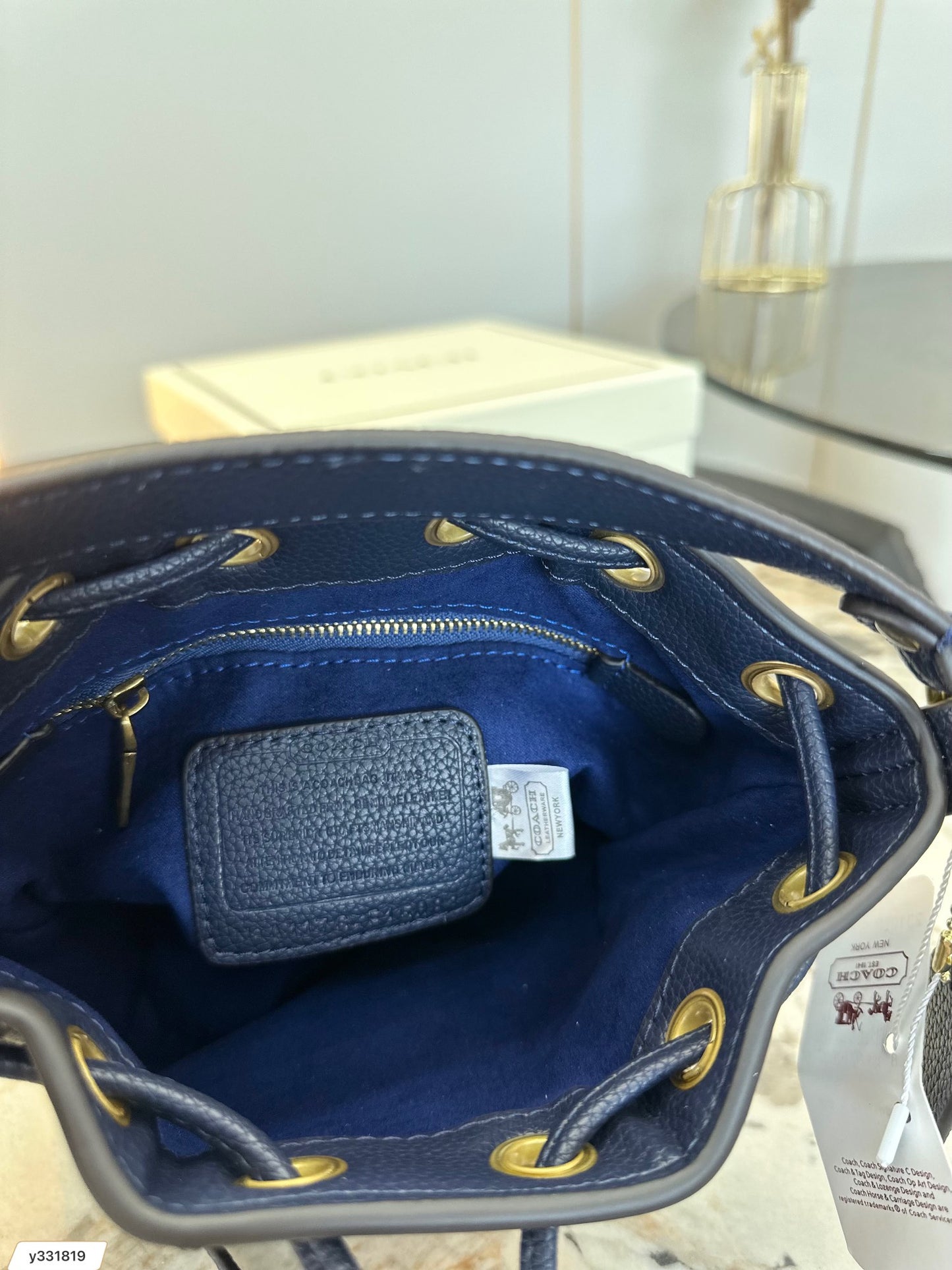 Co-BAG127
