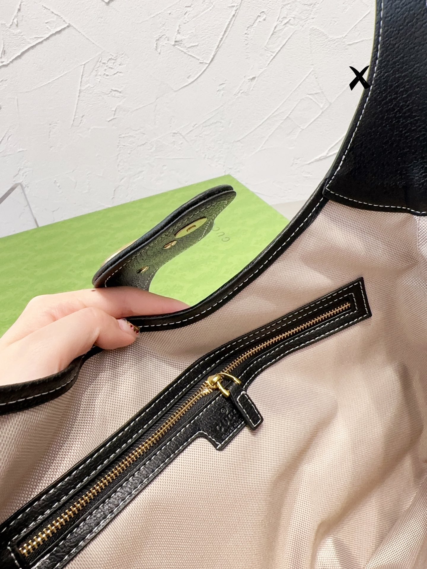 GUCCI BAG-1