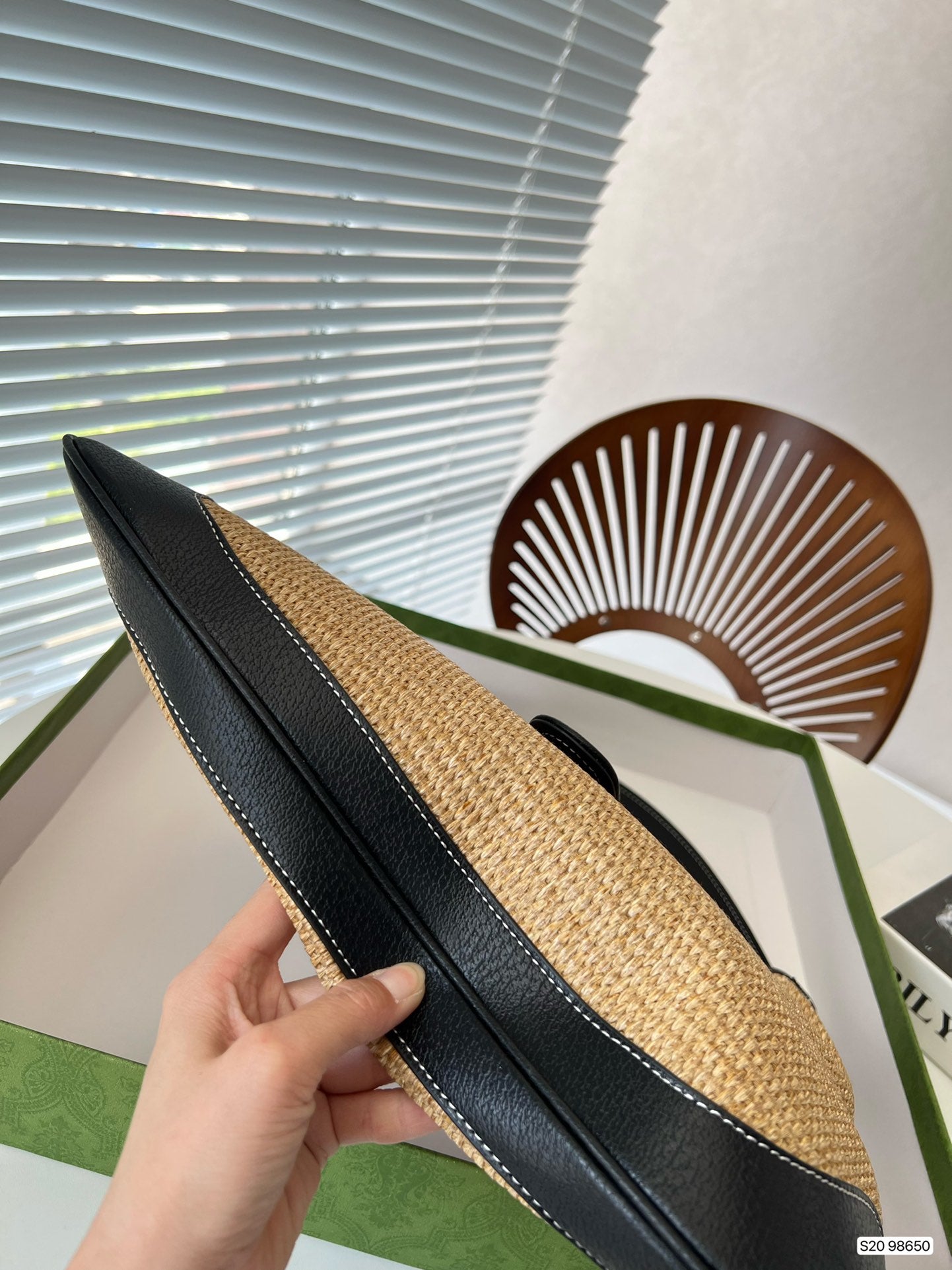 GUCCI BAG 27