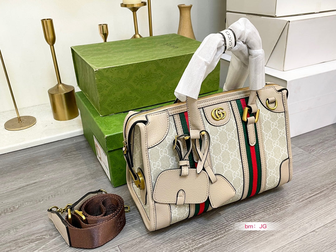 GUCCI BAG 43-3