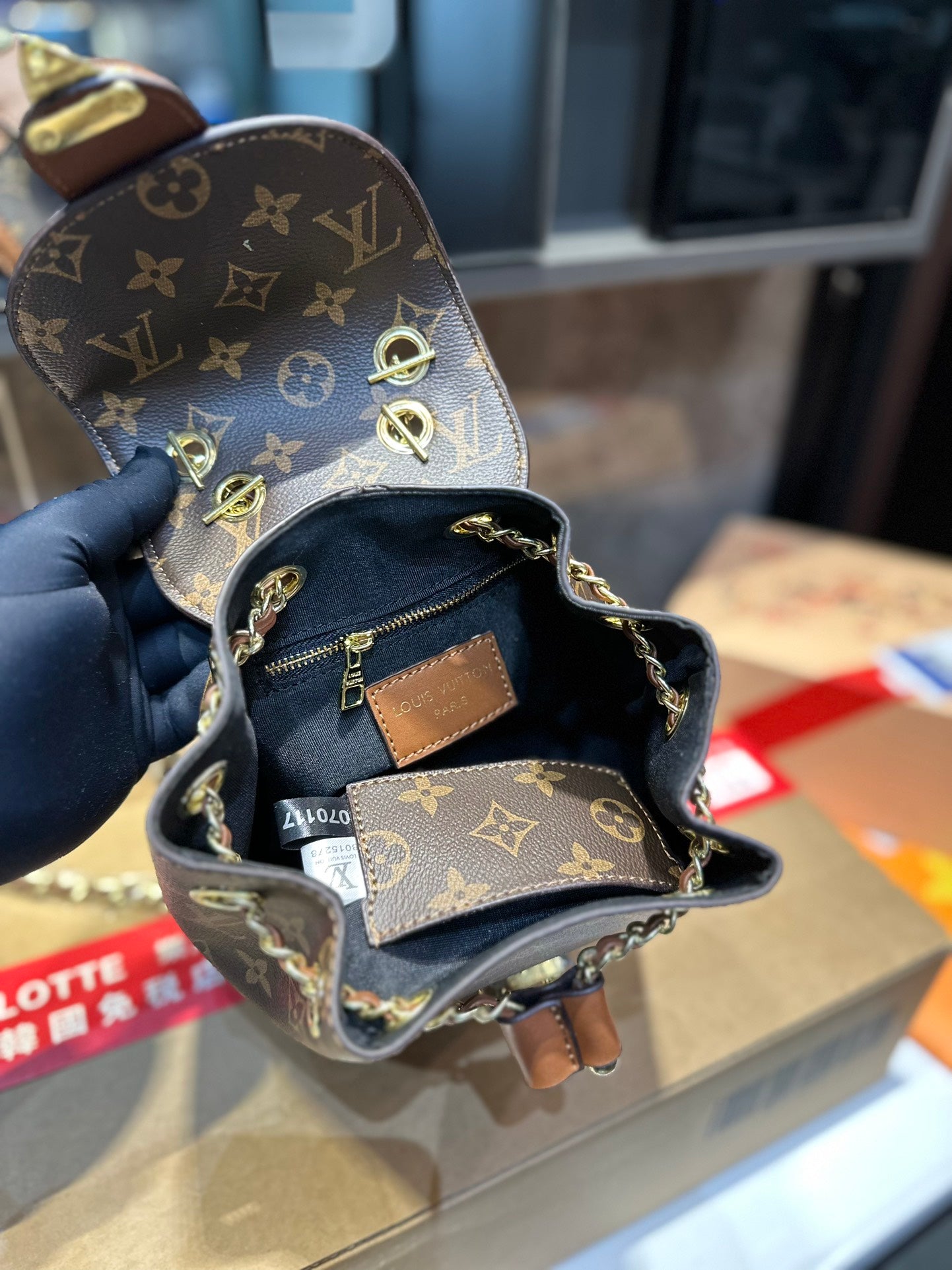 GUCCI BAG 53-54