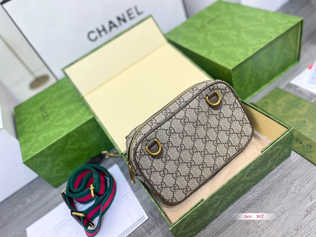 GUCCI BAG 82